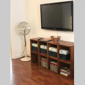 https://dietro-langolo-charme-relax-nel-centro-citta.it-lombardy.com