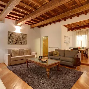 Apartment San Lorenzo By Mamo, Florence